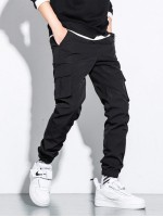 Men Patched Flap Pocket Cargo Pants