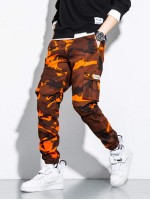 Men Camo Print Flap Pocket Cargo Pants