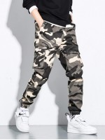 Men Camo Print Flap Pocket Cargo Pants