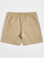 Men Slant Pocket Drawstring Waist Solid Shorts