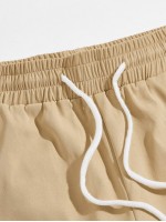 Men Slant Pocket Drawstring Waist Solid Shorts