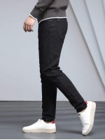 Men Patched Fleece Lined Straight Leg Jeans