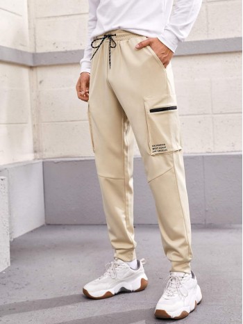 Men Drawstring Waist Letter Graphic Pocket Joggers