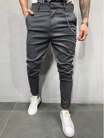 Men Solid Slant Pocket Chain Detail Tailored Pants