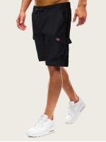 Men Drawstring Waist Dual Pocket Solid Shorts