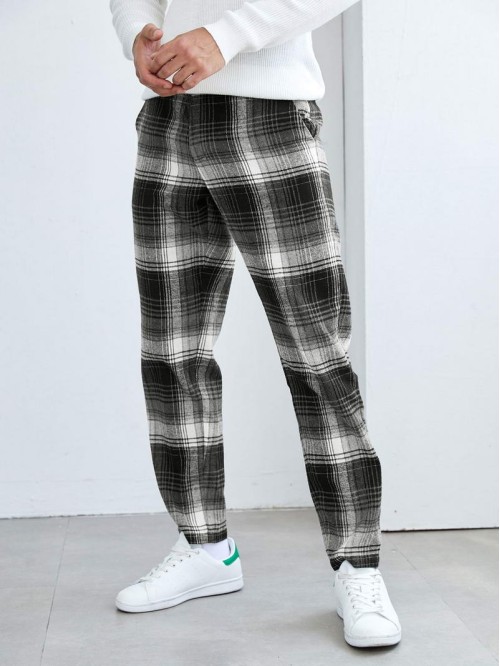 Men Tartan Pattern Tapered Pants