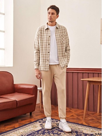 Men Patch Pocket Plaid Tweed Jacket & Solid Joggers Set