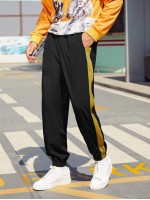 Men Contrast Panel Side Sweatpants