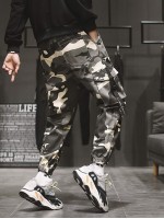 Men Camo Print Flap Pocket Buckle Tape Cargo Pants