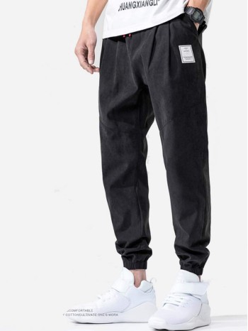 Men Letter Patched Drawstring Waist Tapered Pants