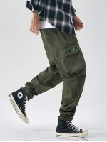 Men Flap Pocket Letter Patched Cargo Pants