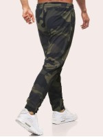 Men Camo Print Drawstring Waist Trousers