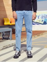 Men Solid Straight Leg Jeans