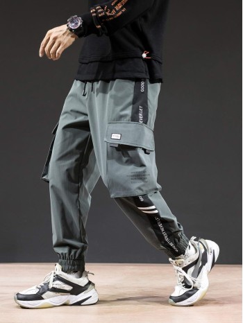 Men Letter Graphic Flap Pocket Cargo Pants