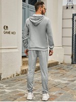 Men Solid Kangaroo Pocket Drawstring Hoodie & Sweatpants