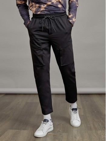 Men Drawstring Waist Slant Pocket Pants