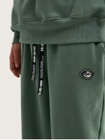 Men Patched Detail Drawstring Waist Pants