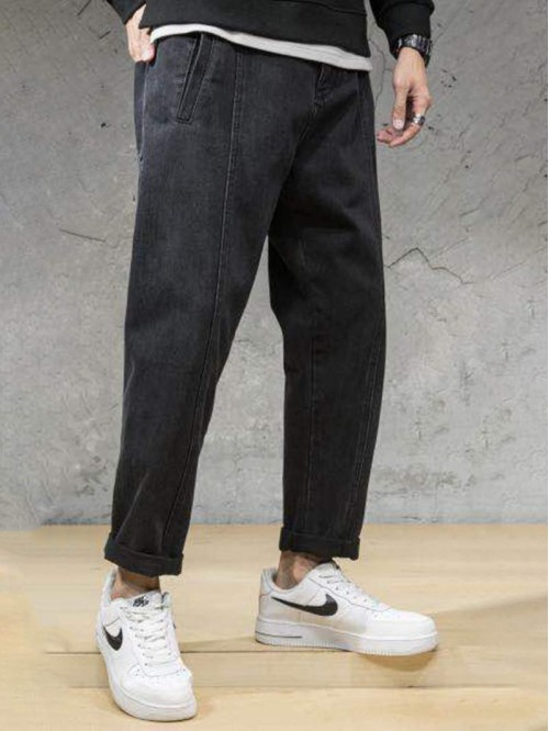 Men Pocket Back Carrot Jeans