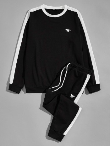 Men Two Tone Horse Print Pullover & Sweatpants Set