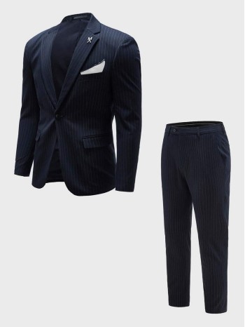 Men Vertical Striped Single Button Blazer & Tailored Pants