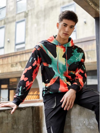 Men Drop Shoulder Tie Dye Hoodie