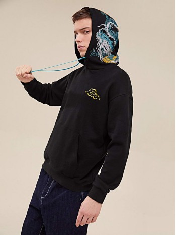 Men Chinese Dragon and Graphic Embroidery Pouch Pocket Hoodie