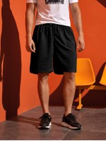 Men Drawstring Waist Shorts