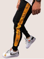 Men Contrast Panel Letter Print Sweatpants