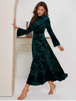 All Over Floral Print Ruffle Hem Velvet Dress Without Belt