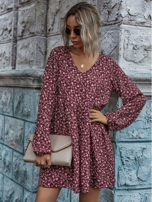 V-neck Ditsy Floral Smock Dress