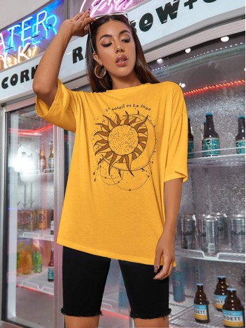 Sun & Letter Graphic Oversized Tee