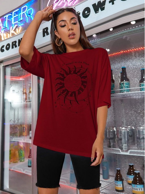 Sun & Letter Graphic Oversized Tee