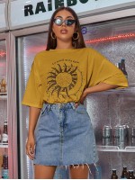 Sun & Letter Graphic Oversized Tee