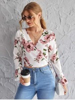 Wrap Tie Side Floral Crop Top