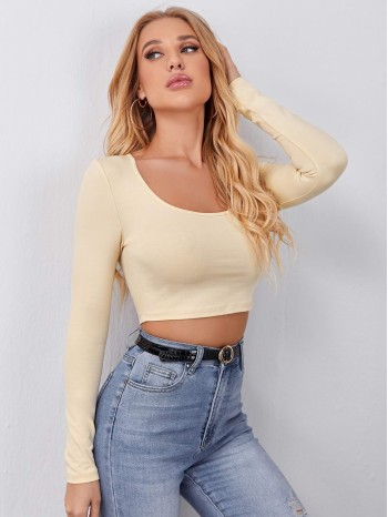 Scoop Neck Crop Fitted Top