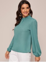 Frilled Neck Puff Sleeve Blouse