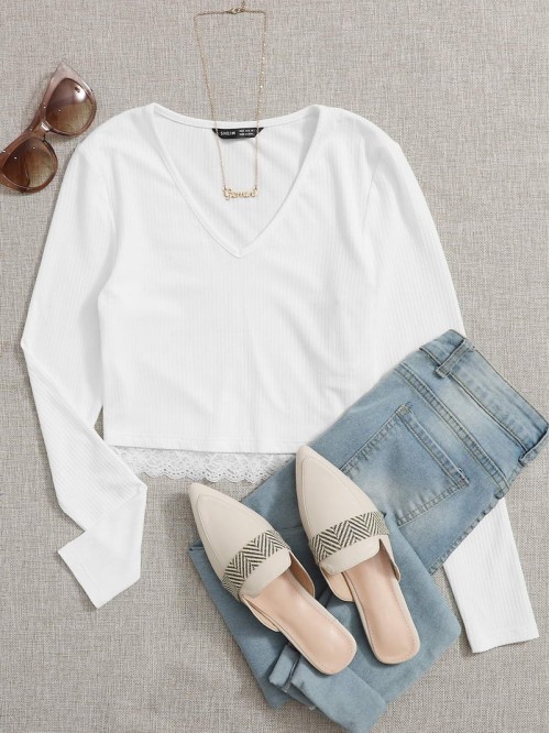 V-neck Lace Hem Rib-knit Tee