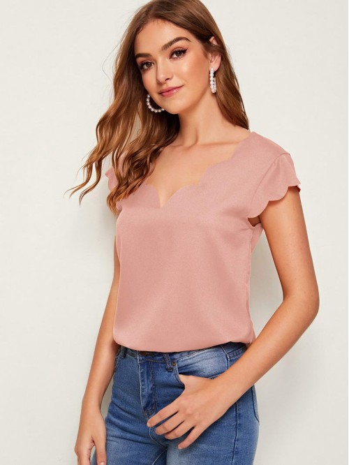 Solid Scalloped V-Neck Short Sleeve Top