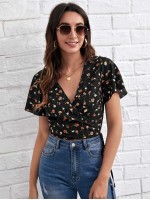 Ditsy Floral Tie Side Crop Top