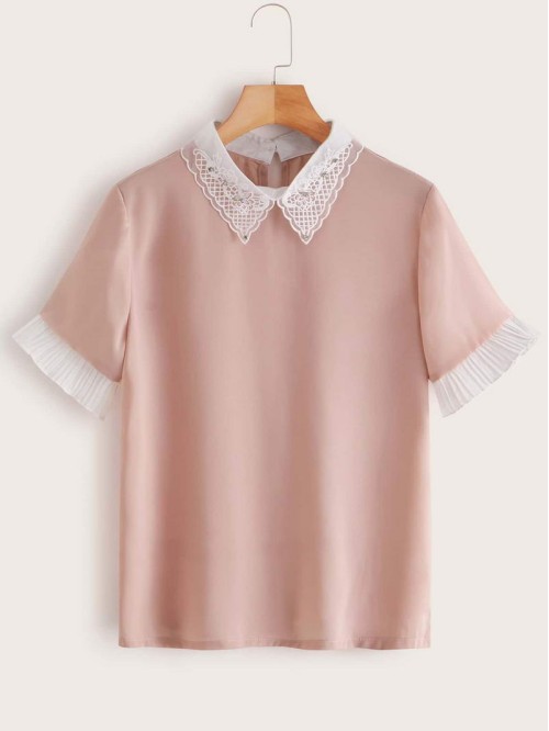 Contrast Lace Collar Pleated Cuff Blouse