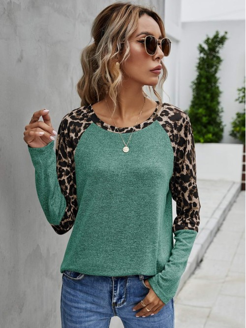 Leopard Print Raglan Sleeve Tee