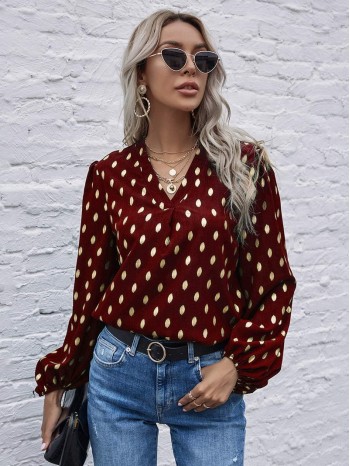 Foil Print Curved Hem Blouse