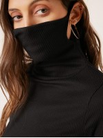 Mask Neck Rib-knit Top