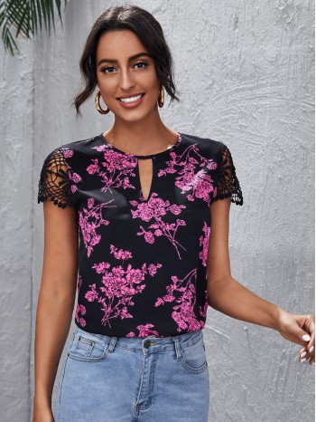 Keyhole Neck Guipure Lace Sleeve Floral Top