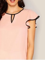 Contrast Binding Keyhole Flutter Sleeve Top