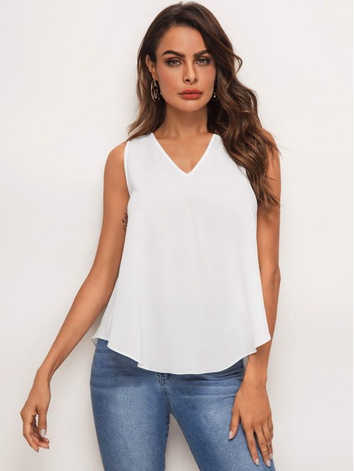 V-neck Curved Hem Flowy Top