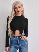 Ring Detail Asymmetrical Hem Rib-knit Top