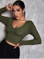 V Neck Solid Fitted Crop Tee