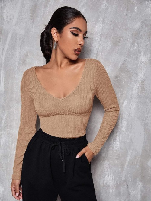 V Neck Solid Fitted Crop Tee