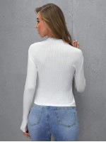 Ribbed Form-Fitting Long Sleeve Tee